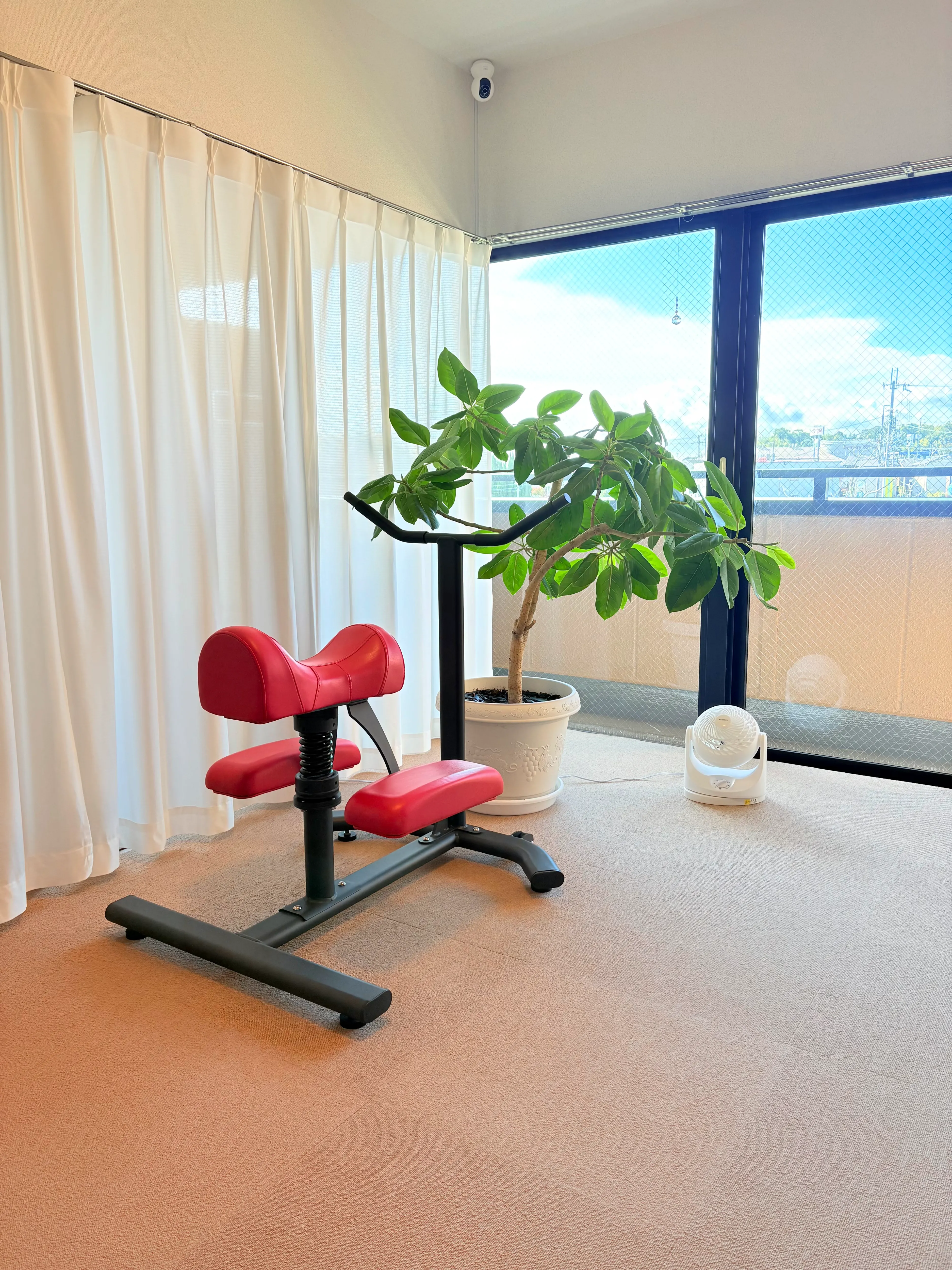 動的ストレッチマシン「YURAGI」